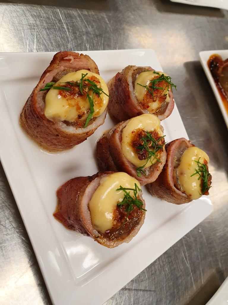 Se Cucumber Jade 黄玉参 wild caught sabah sustainable ethical harvested hand dive no chemical fresh frozen deep no bleach collagen cure cancer Singapore online delivery