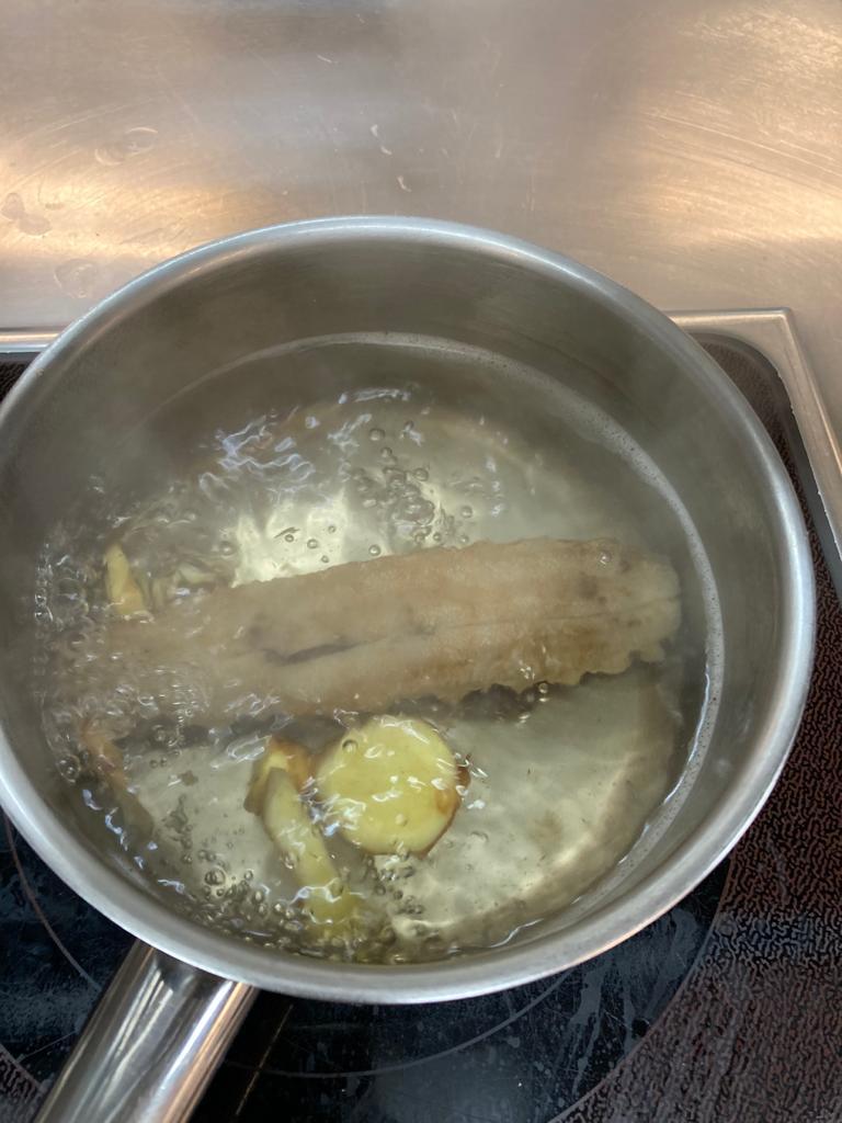 Se Cucumber Jade 黄玉参 wild caught sabah sustainable ethical harvested hand dive no chemical fresh frozen deep no bleach collagen cure cancer Singapore online delivery