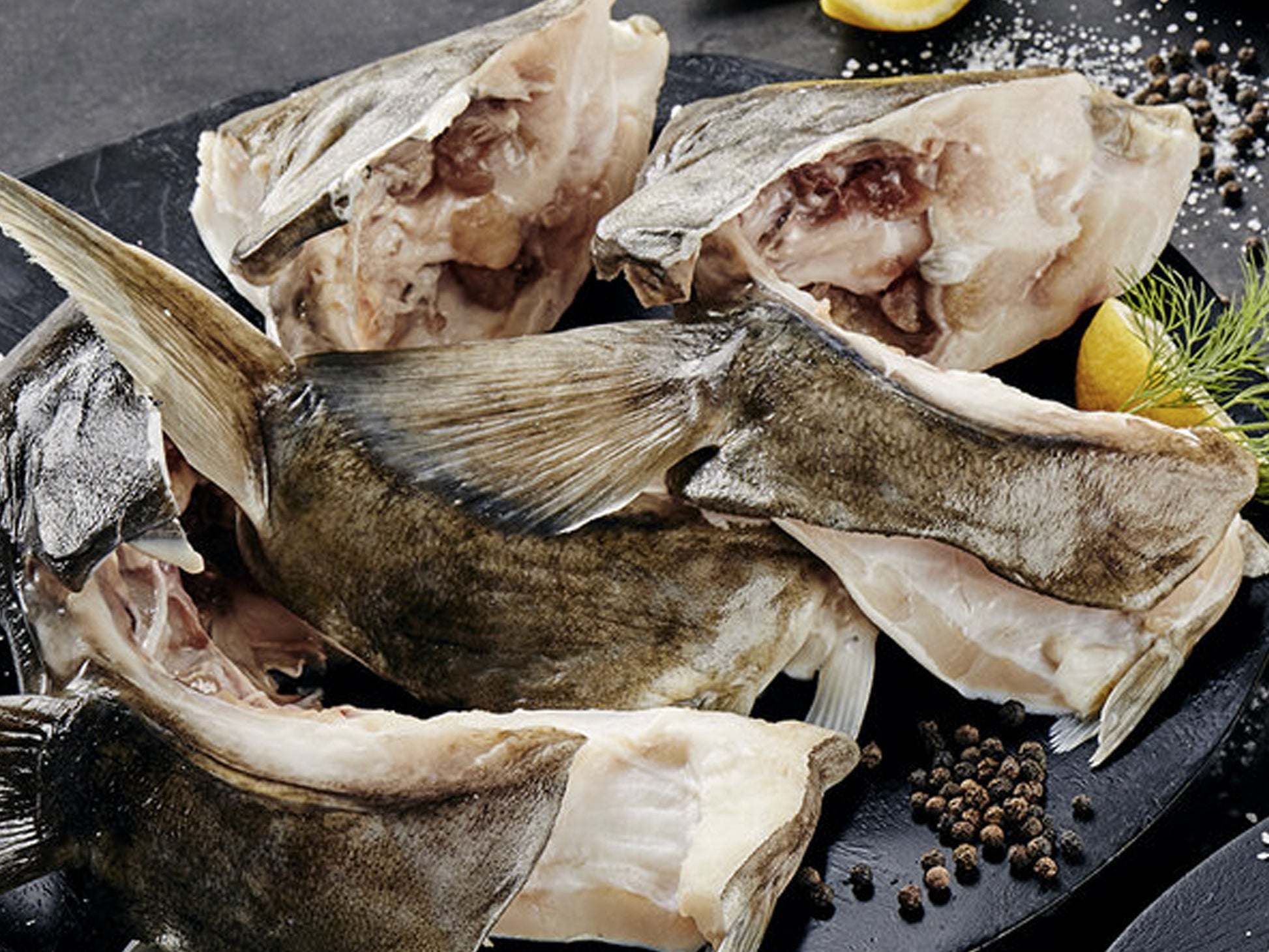 Dishthefish The New Age Fishmonger Pacific Halibut Fresh Fish Seafood Online Delivery Sustainable Wild Caught Responsibly Harvested Line Caught Vancouver British Columbia Canada Fillet Boneless Child cut Steam Grill Bake Fry 加拿大 比目鱼 烤鱼 新鲜 鲜鱼 无骨 小孩 鱼片 蒸鱼 新加坡 鱼饭 巴剎 网购 送鱼 大西洋 比目鱼 Collars 下巴