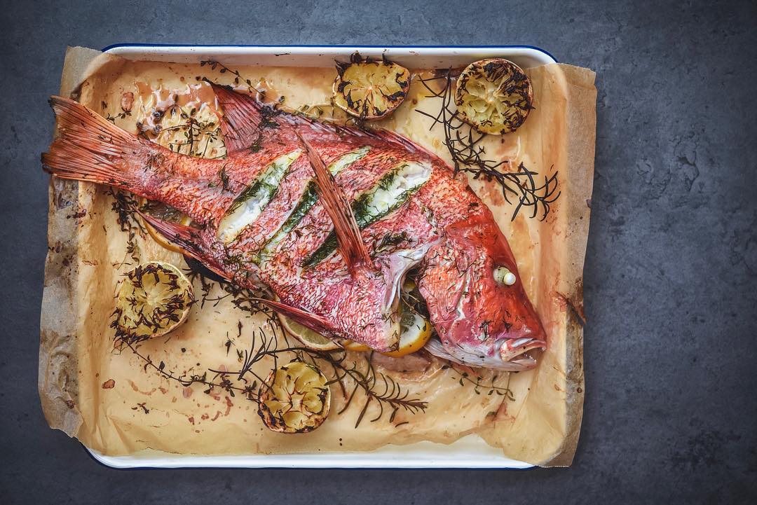 Dishthefish The New Age Fishmonger Red emperor golden mangrove snapper fresh fish seafood online delivery wild caught sustainable farmed wet market children slice fish slices head 鱼头 红鸡 红狮子 红皂 咖喱鱼头 咖喱 鱼头汤 海鲜汤 巴刹 网购 送货 新加坡