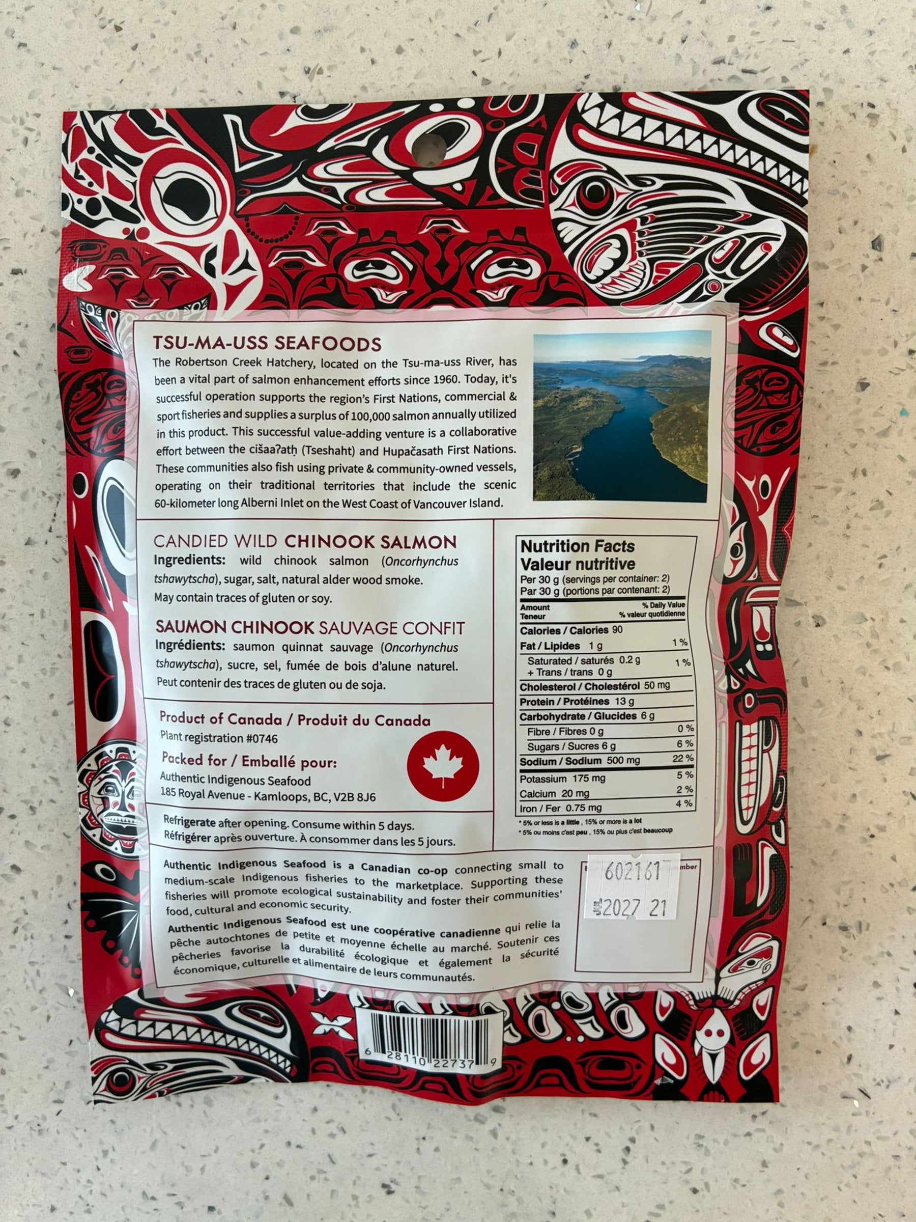 Dish The Fish Singapore fatty, savoury, smoky and sweet Boneless, great sized strips high protein snack Ethically and sustainably harvested with wild, hook and line caught King (Chinook) salmon from British Columbia, Canada.   The King (Chinook) salmon is known to be the biggest and fattest among all wild Pacific salmon. Nutritionally, the King salmon is a rich source of high-quality protein and contains vitamins A, B12 and D, as well as niacin and thiamine.  