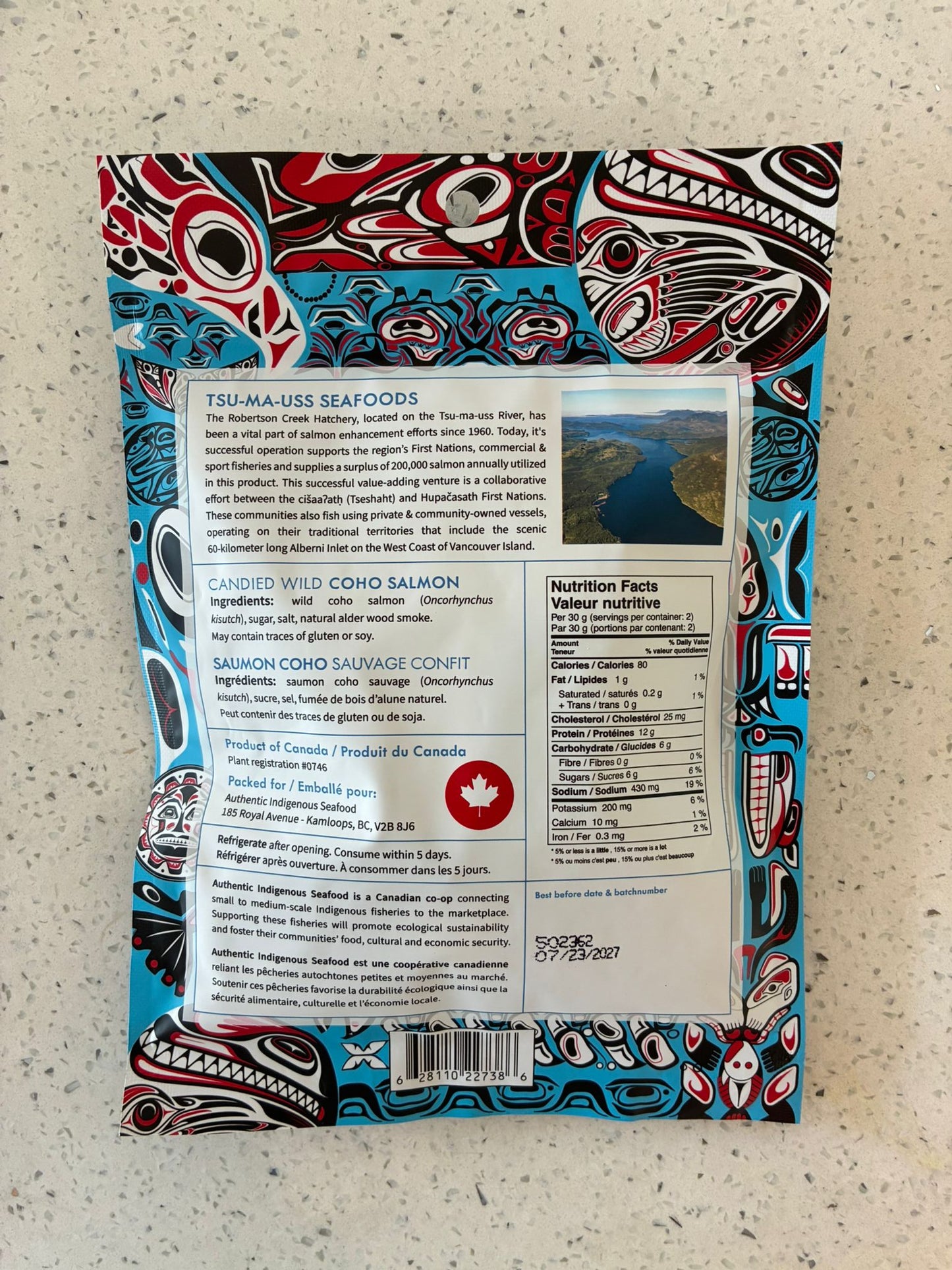 Dish The Fish Singapore fatty, savoury, smoky and sweet Boneless, great sized strips high protein snack Ethically and sustainably harvested with wild, hook and line caught King (Chinook) salmon from British Columbia, Canada.   The King (Chinook) salmon is known to be the biggest and fattest among all wild Pacific salmon. Nutritionally, the King salmon is a rich source of high-quality protein and contains vitamins A, B12 and D, as well as niacin and thiamine.  Coho Salmon