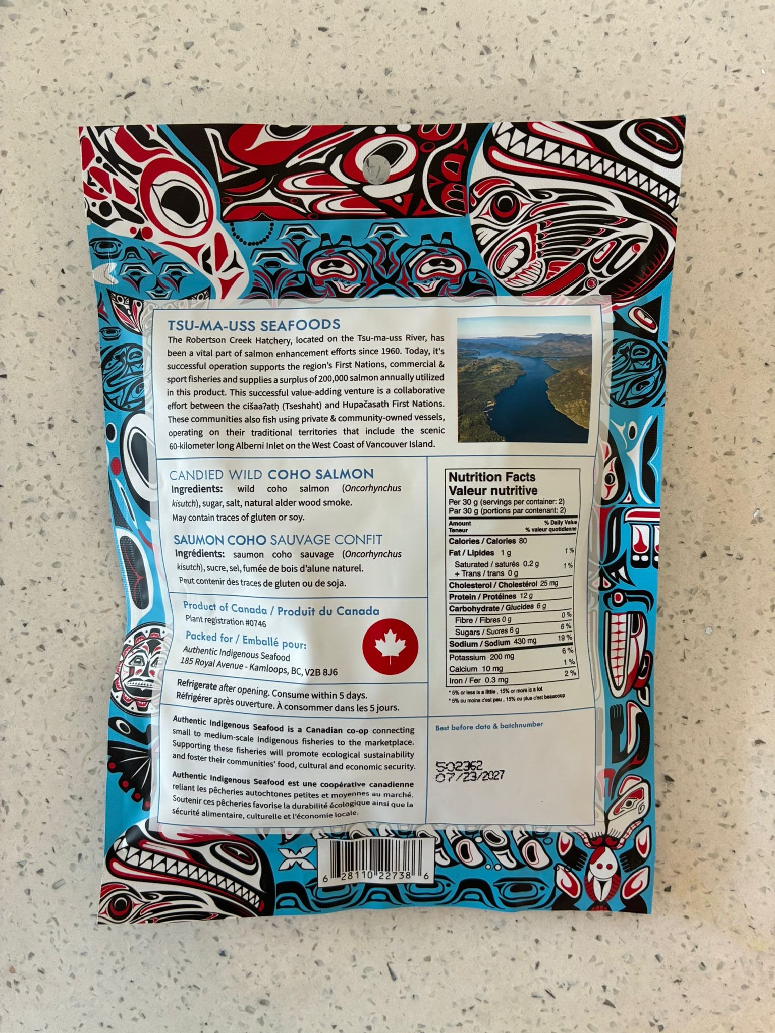 Dish The Fish Singapore fatty, savoury, smoky and sweet Boneless, great sized strips high protein snack Ethically and sustainably harvested with wild, hook and line caught King (Chinook) salmon from British Columbia, Canada.   The King (Chinook) salmon is known to be the biggest and fattest among all wild Pacific salmon. Nutritionally, the King salmon is a rich source of high-quality protein and contains vitamins A, B12 and D, as well as niacin and thiamine.  Coho Salmon