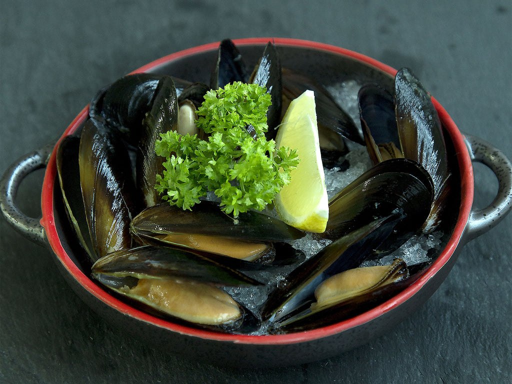 Mussels - 500g - Dishthefish Dishthefish Shellfish Boiled White Wine Direct airflown chile DishTheFish Online Delivery Fresh Fish Black Scottish Mussels Ethically Harvested Sustainable